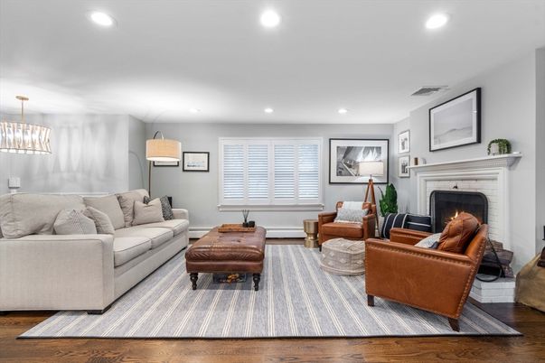 Fireplace, Interior, Living room, Pendant Lights, Recessed Lighting, Wood Texture Flooring