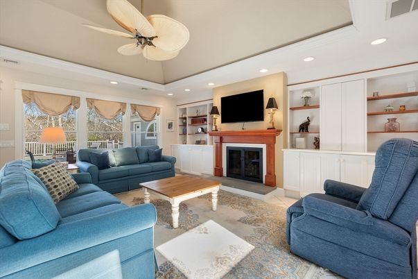 Fireplace, Interior, Living room, Recessed Lighting