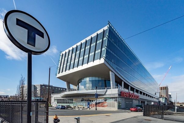 Exterior, Facade, None