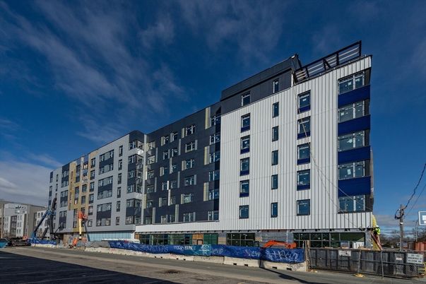 Exterior, Facade, Highrise