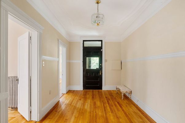 Interior, Pendant Lights, Wood Texture Flooring