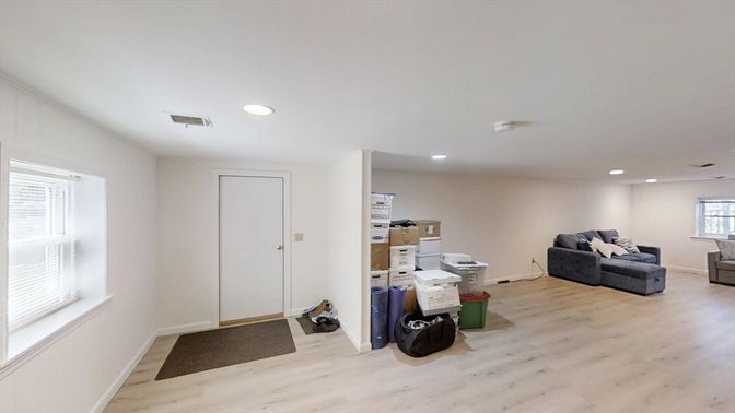 Interior, Recessed Lighting, Wood Texture Flooring