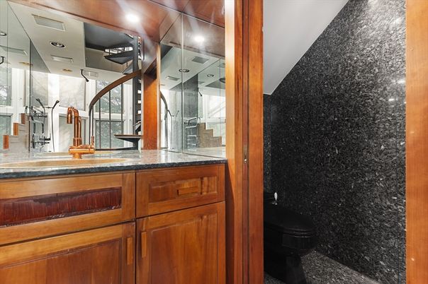 Bathroom, Interior, Recessed Lighting