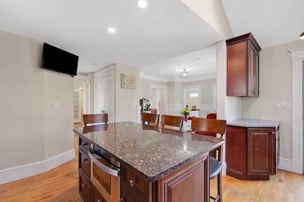Dining room, Interior, Kitchen, Recessed Lighting, Wood Texture Flooring