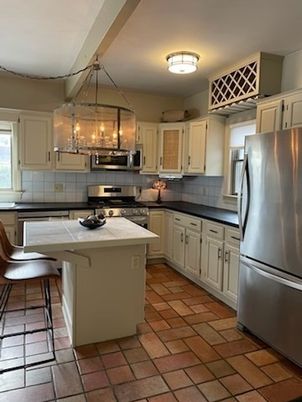 Interior, Kitchen, Pendant Lights, Stainless Steel Appliances