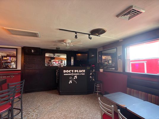 Dining room, Interior