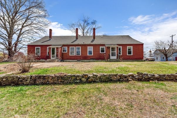 Backyard, Exterior, Facade, Cape Cod