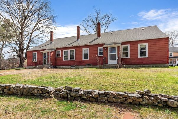 Backyard, Exterior, Facade, Cape Cod