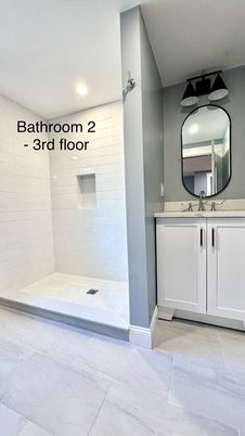 Bathroom, Interior, Recessed Lighting