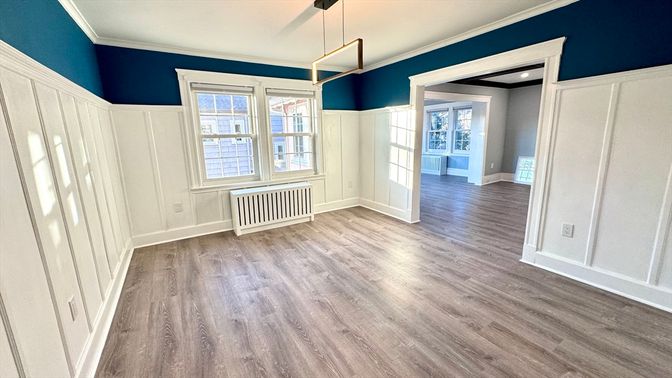 Empty room, Interior, Pendant Lights, Wood Texture Flooring