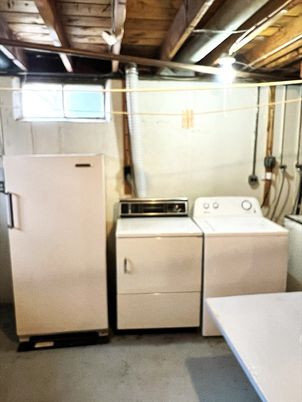 Interior, Washer, Wooden Beams, Wooden Ceilings