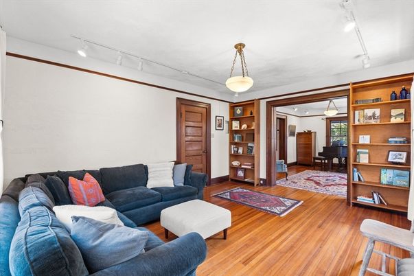 Interior, Living room, Pendant Lights, Piano, Wood Texture Flooring