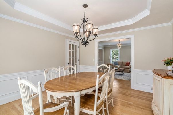 Chandelier, Dining room, Interior, Living room, Wood Texture Flooring