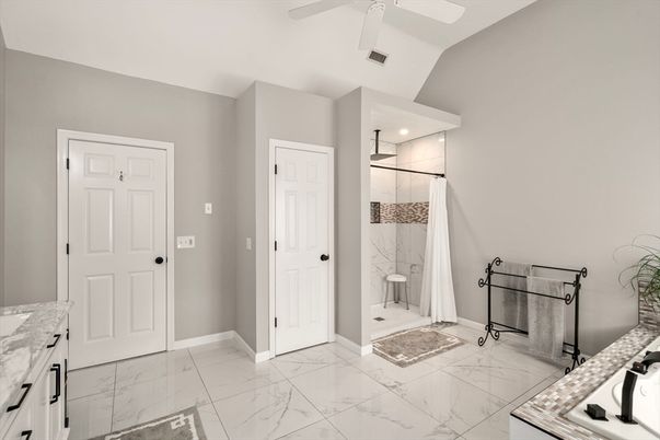 Bathroom, Interior, Marble, Recessed Lighting
