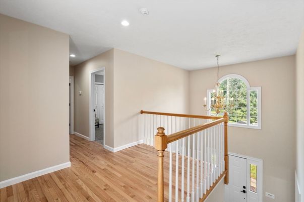 Interior, Pendant Lights, Recessed Lighting, Wood Texture Flooring