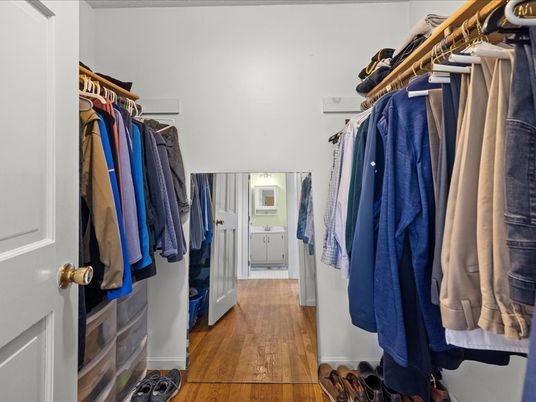 Interior, Walk-in Closets, Wood Texture Flooring