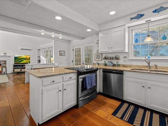 Fireplace, Interior, Kitchen, Recessed Lighting, Wood Texture Flooring