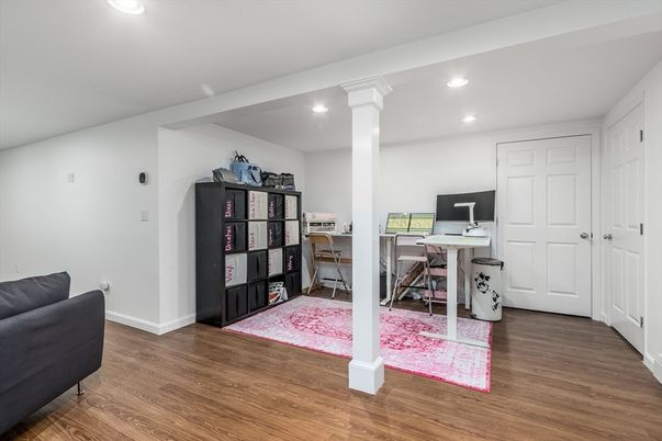 Home Office, Interior, Recessed Lighting, Wood Texture Flooring