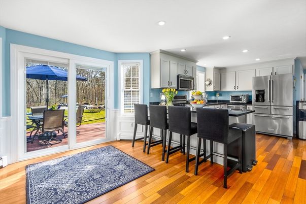 Dining room, Interior, Kitchen, Recessed Lighting, Stainless Steel Appliances, Wood Texture Flooring