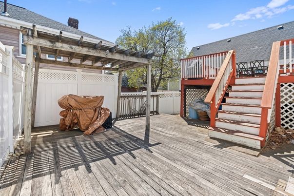 Exterior, Wood Texture Flooring