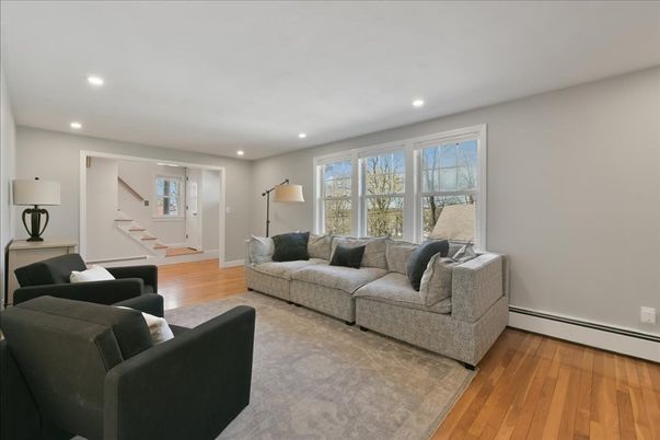 Interior, Living room, Recessed Lighting, Wood Texture Flooring