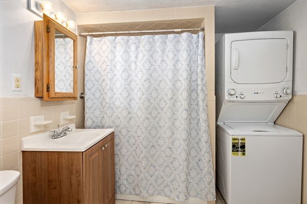 Bathroom, Interior, Utility Closets, Washer