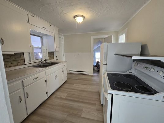 Interior, Kitchen, Wood Texture Flooring