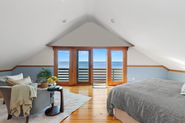 Bedroom, Interior, Water, Wood Texture Flooring