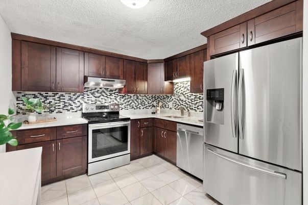 Interior, Kitchen, Stainless Steel Appliances
