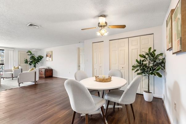 Dining room, Interior, Wood Texture Flooring