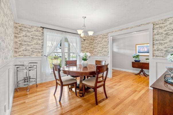 Chandelier, Dining room, Interior, Wood Texture Flooring