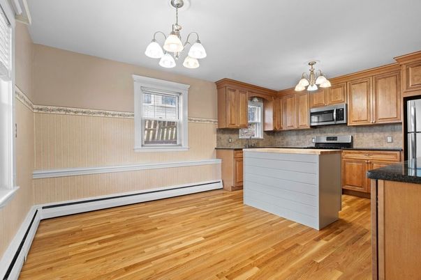 Chandelier, Interior, Kitchen, Wood Texture Flooring