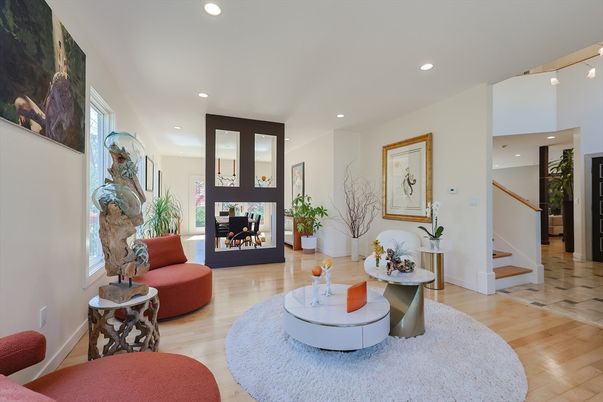 Interior, Living room, Recessed Lighting, Wood Texture Flooring