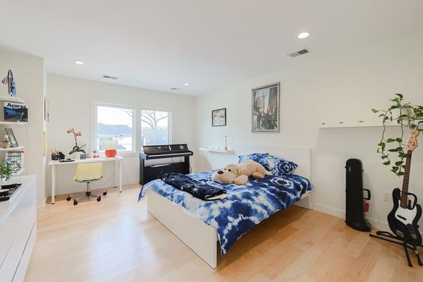 Home Office, Interior, Piano, Recessed Lighting, Wood Texture Flooring
