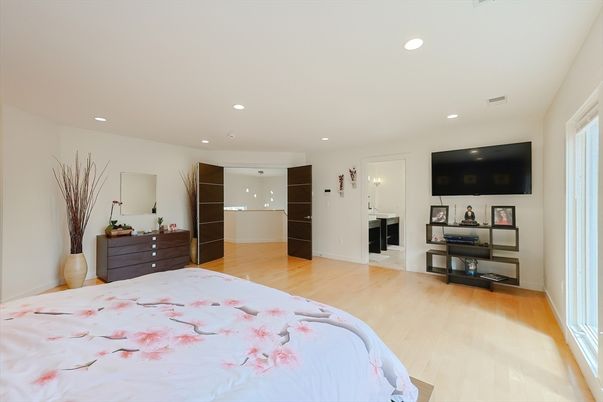 Bedroom, Interior, Recessed Lighting, Wood Texture Flooring