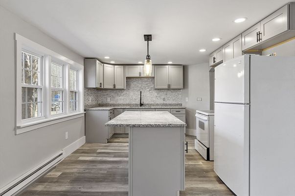 Interior, Kitchen, Pendant Lights, Recessed Lighting, Wood Texture Flooring