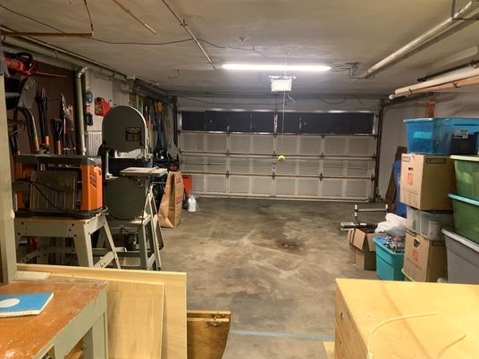 Garage, Interior