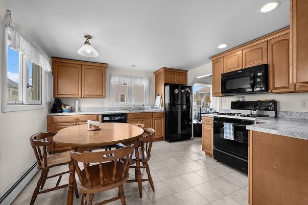 Dining room, Interior, Kitchen, Recessed Lighting