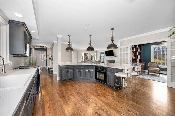 Interior, Kitchen, Pendant Lights, Recessed Lighting, Wood Texture Flooring