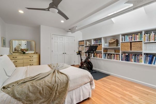 Bedroom, Fitness Equipment, Interior, Recessed Lighting, Wood Texture Flooring