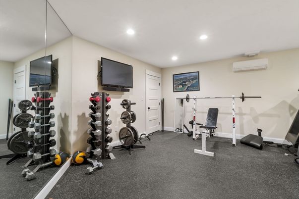 Fitness Equipment, Interior, Recessed Lighting