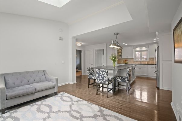 Dining room, Interior, Kitchen, Pendant Lights, Recessed Lighting, Wood Texture Flooring