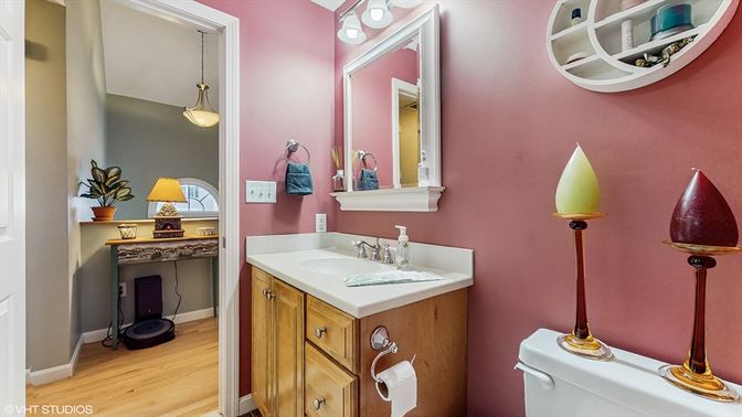 Bathroom, Interior, Pendant Lights, Wood Texture Flooring
