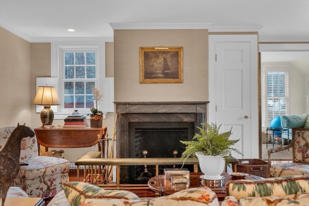 Fireplace, Interior, Recessed Lighting