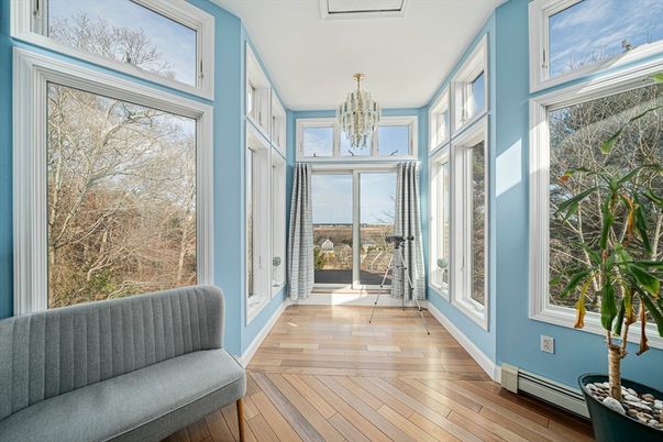 Chandelier, Interior, Wood Texture Flooring