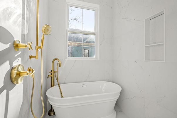 Bathroom, Free Standing Baths, Interior, Marble Walls