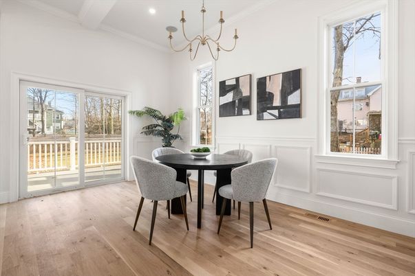 Chandelier, Dining room, Interior, Recessed Lighting, Wood Texture Flooring