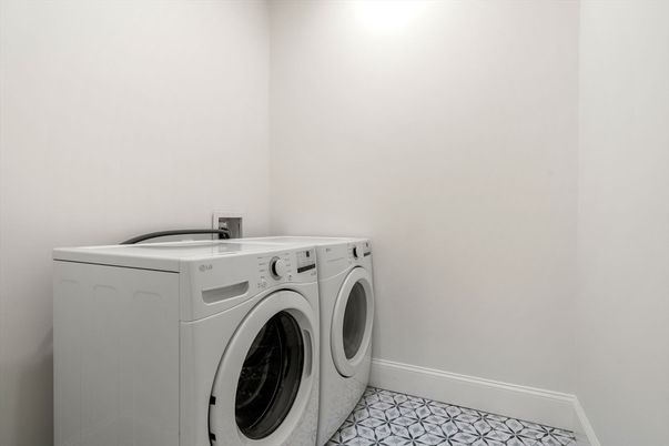 Interior, Washer