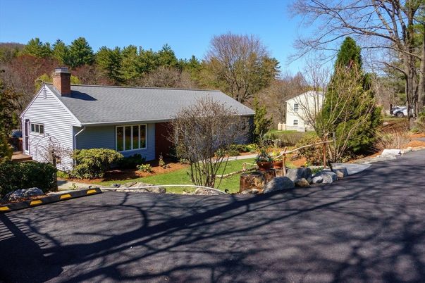 Backyard, Exterior, Facade, Cape Cod