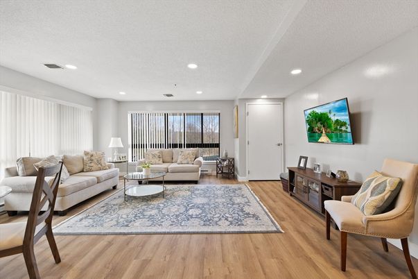 Interior, Living room, Recessed Lighting, Wood Texture Flooring